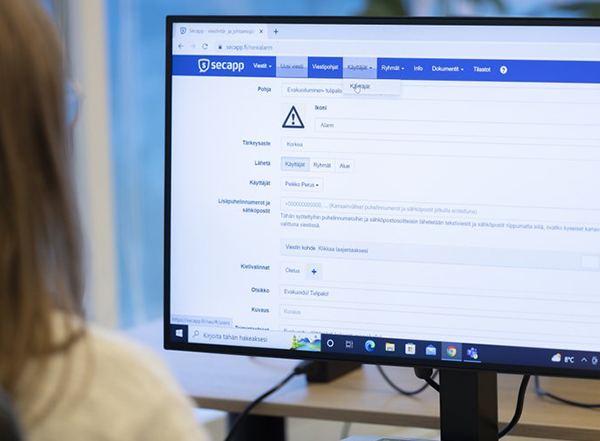 Tietokoneella secapp-viestipohja